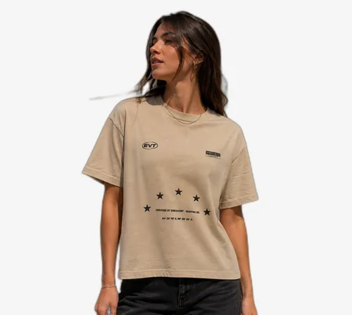 REMERA BOXY OFF
